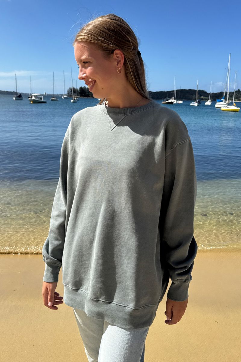 Erica Oversized Sweatshirt – Brandy Melville Australia