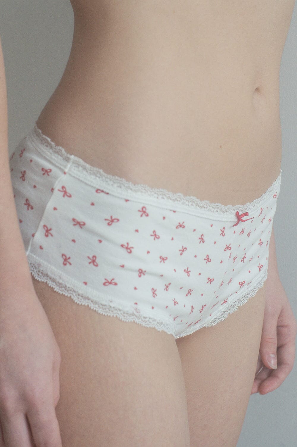 Bows & Heart Underwear | White With Red Bows And Hearts / XS/S