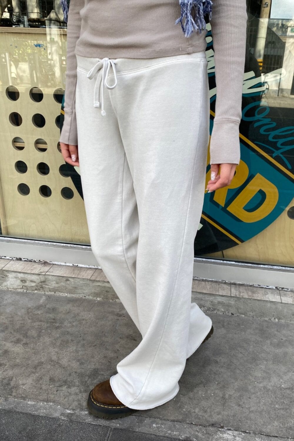 Hillary Soft Yoga Pants | Light Silver Grey / XS/S