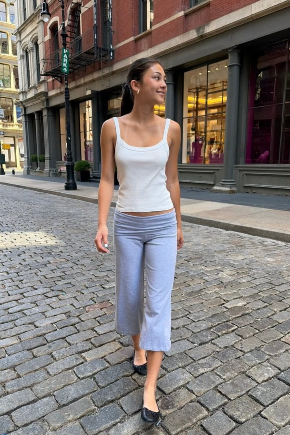 Priscilla Capri Pants | Heather Grey / XS/S