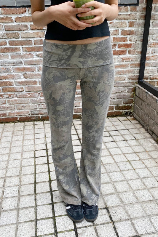 Camouflage Leaves / XS/S