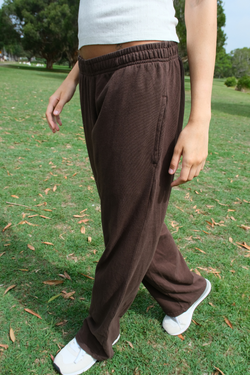 Anastasia Sweatpants | Dark Umber / S/M