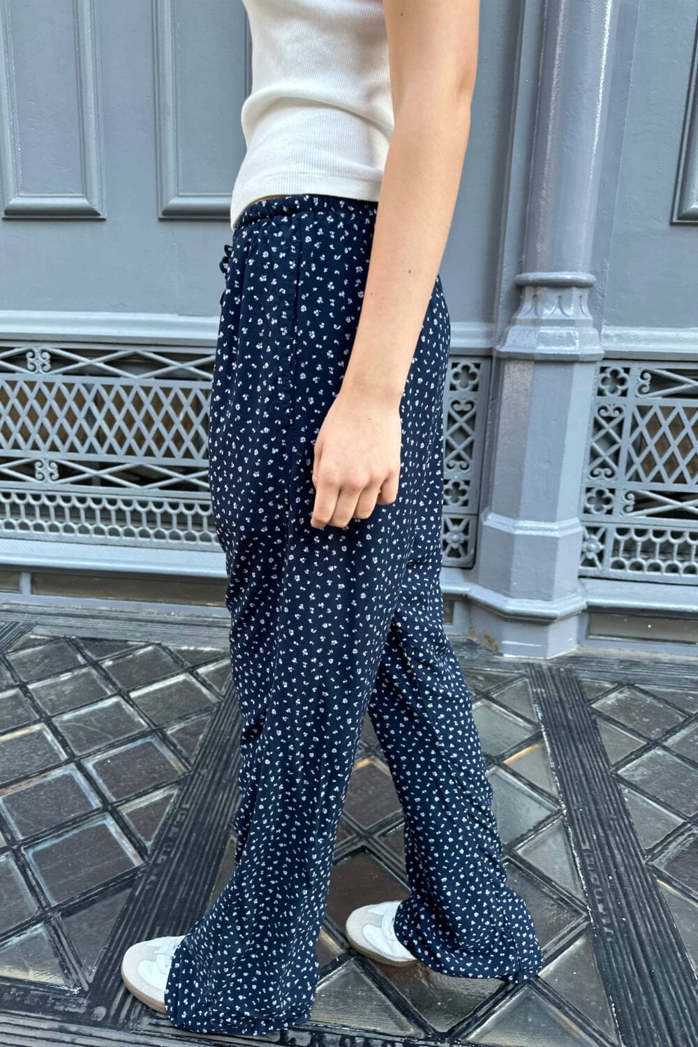 Navy Blue With White Floral / S