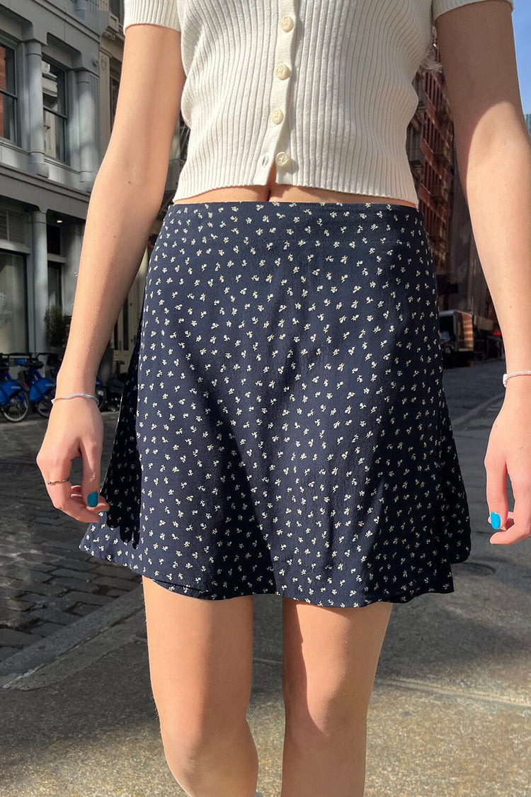BRANDY MELVILLE NAVY floral midi skirt - one size - great