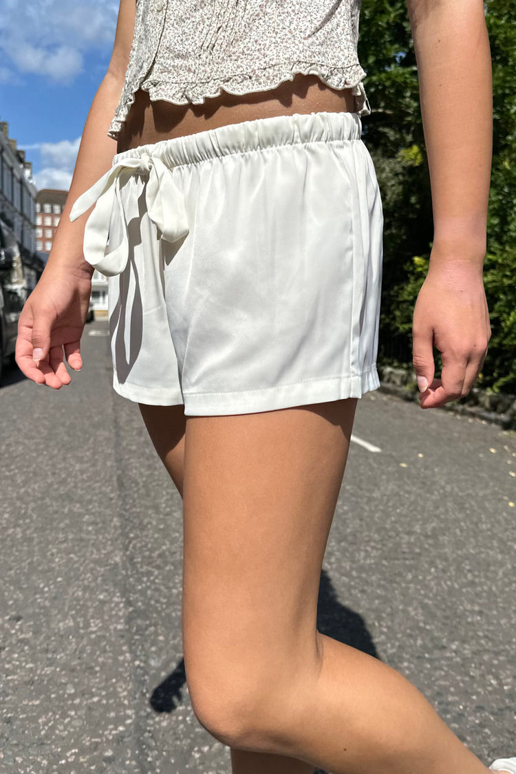 Willa Silky Pajama Shorts | Ivory / XS/S