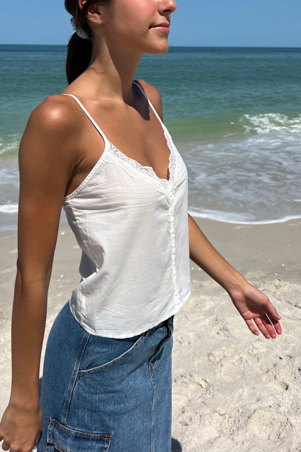 White / S