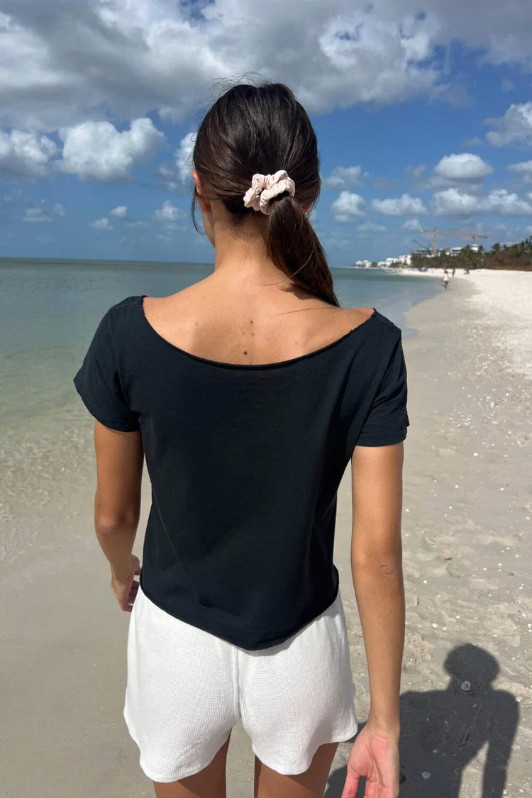 Robyn 44 Top | Black / Regular Fit