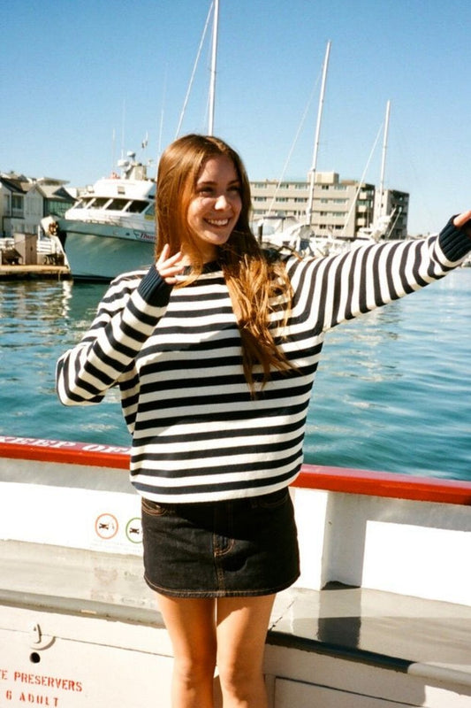 Ivory Navy Blue Stripes / Regular Fit