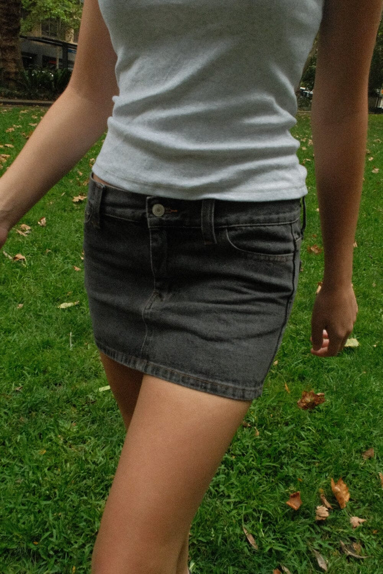 Malia Denim Mini Skirt | Dark Iron / XS/S