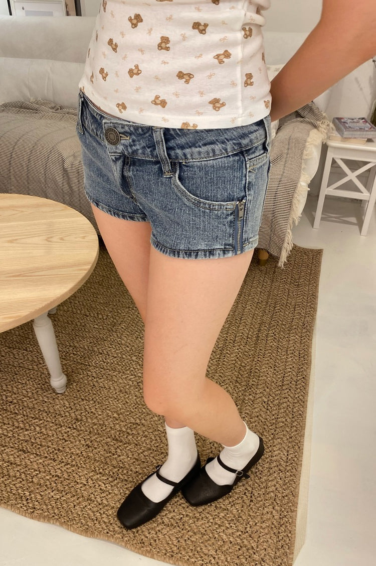 Adelle Denim Shorts | Medium Wash Denim / XS/S