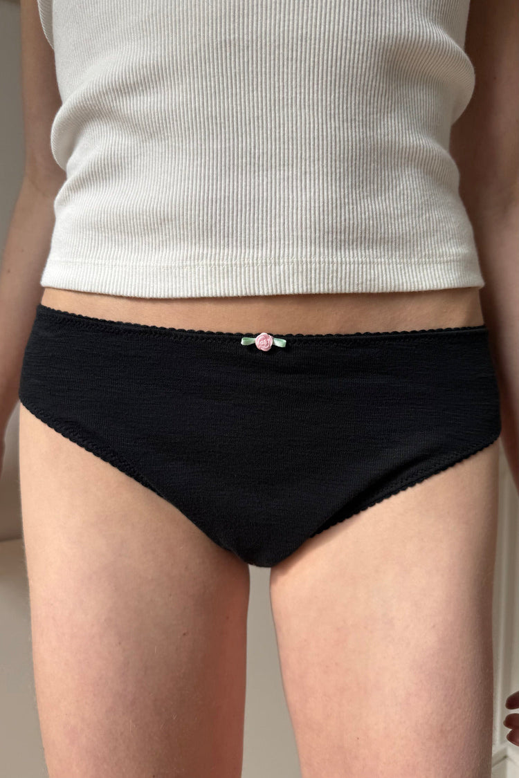 Scalloped Underwear | Black / XS/S
