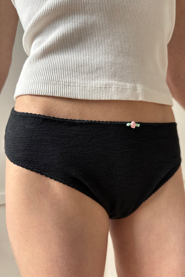 Scalloped Underwear | Black / XS/S