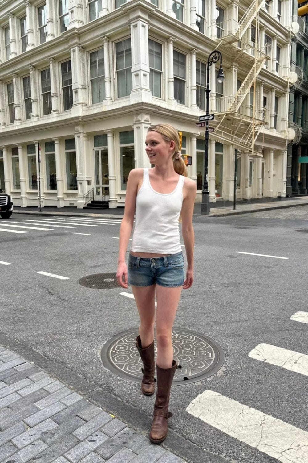 Laurel Denim Shorts | Light Denim / S