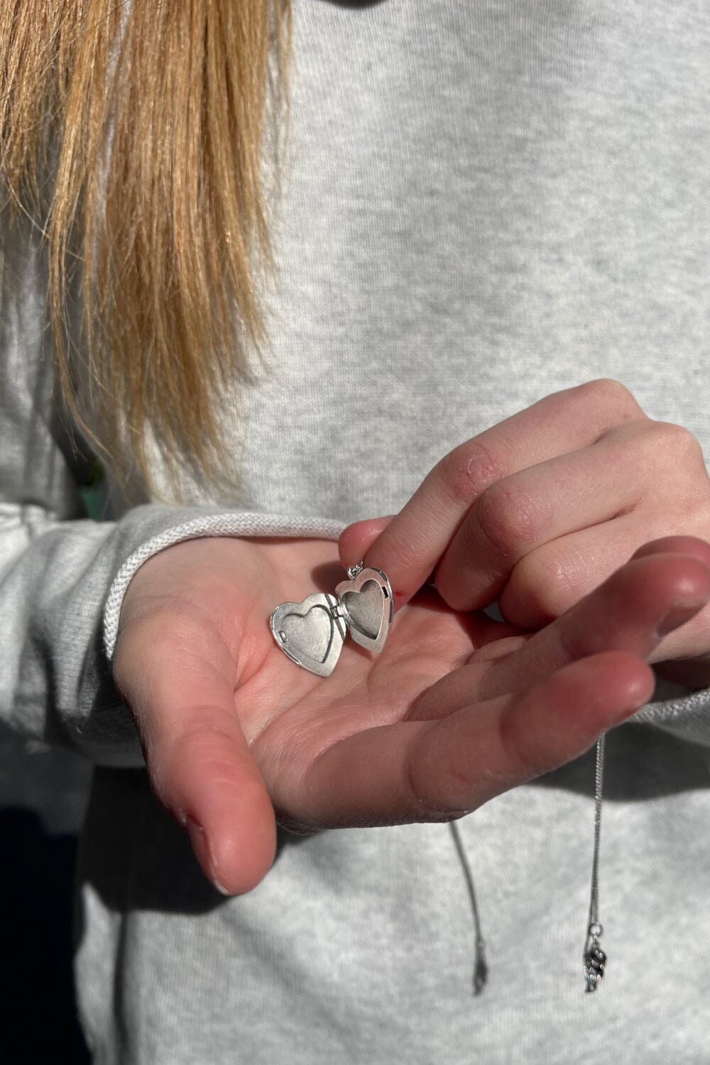 Heart Locket Necklace Brandy Melville Australia