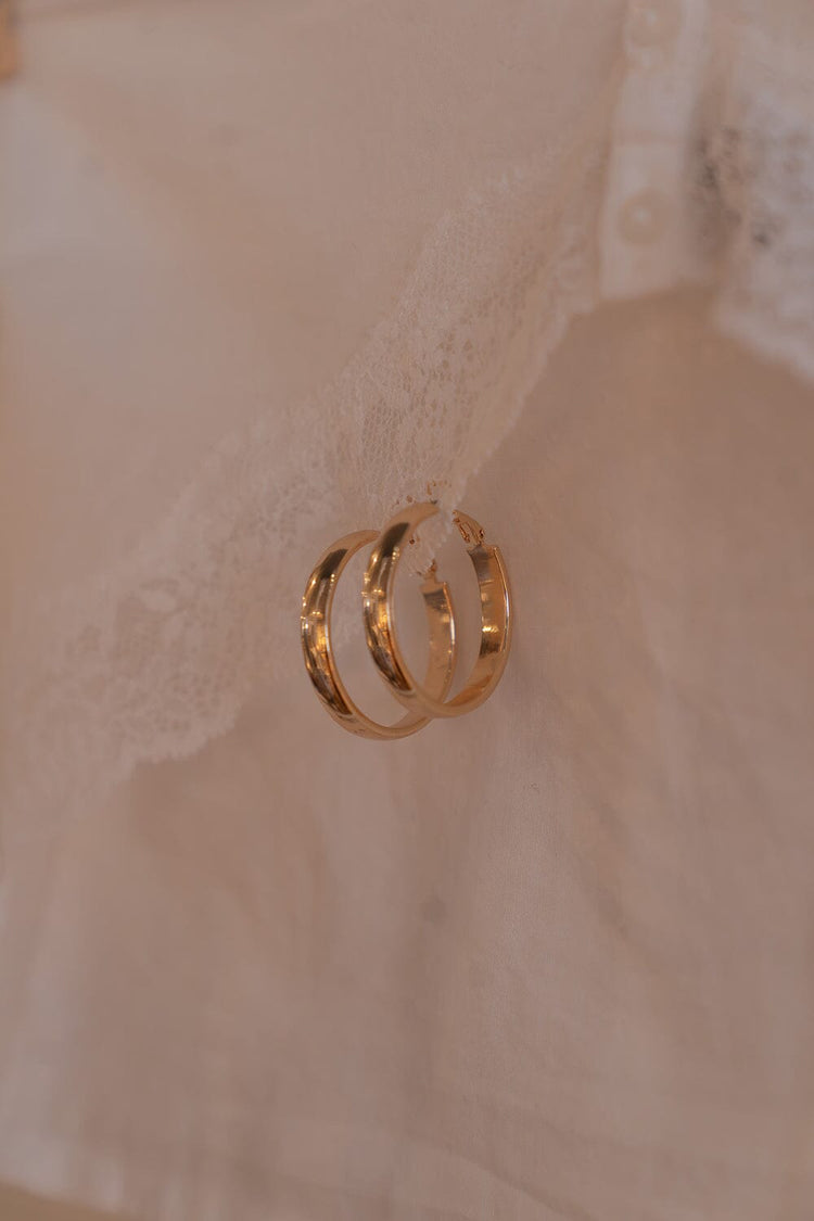 Hoop Earrings | Gold