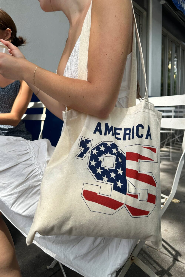 America '95 Tote Bag | Ivory