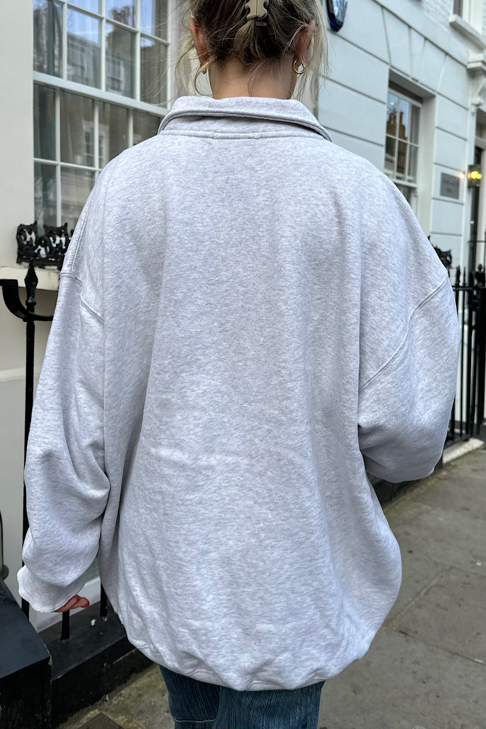 Silver Grey / Oversized Fit