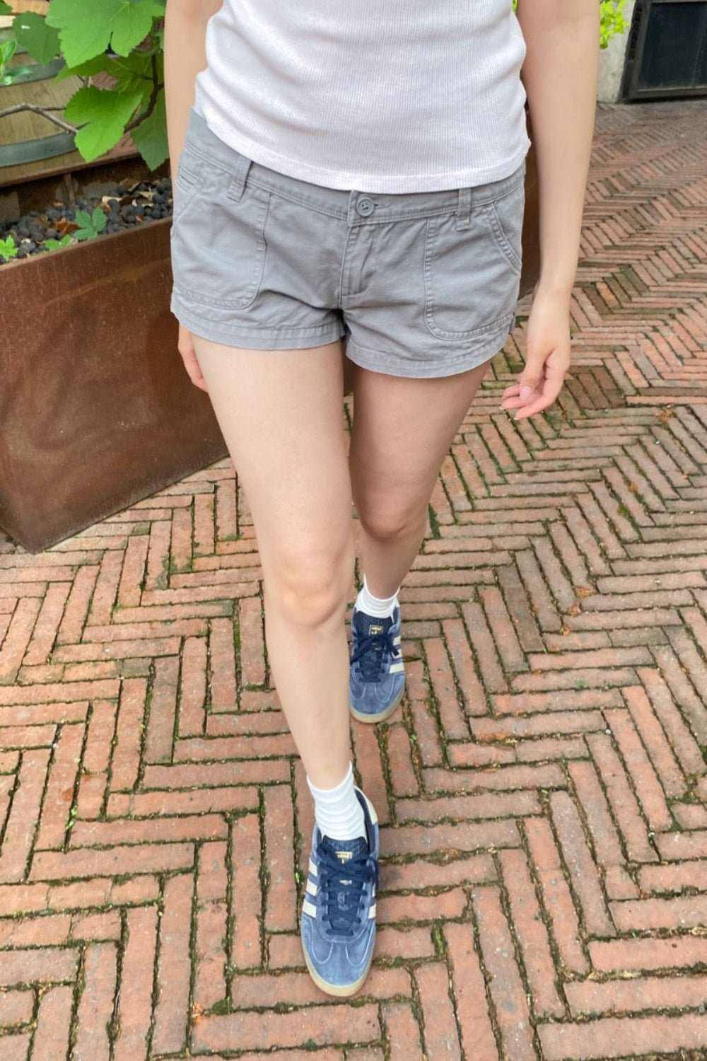 Toria Shorts | Light Charcoal Grey / XS/S