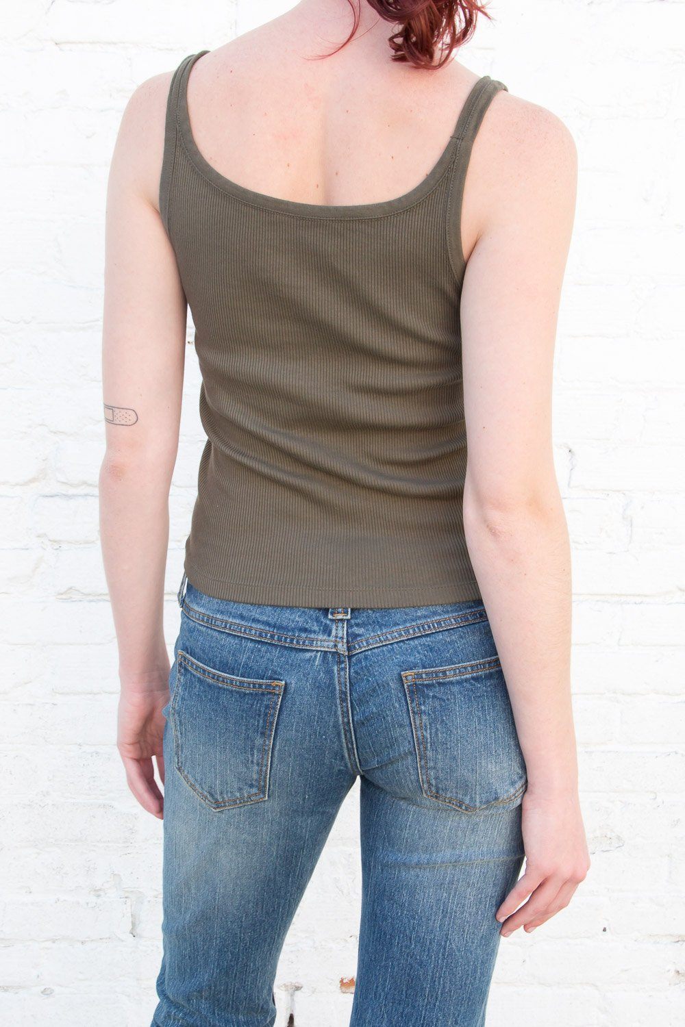 Olive Green / Regular Fit