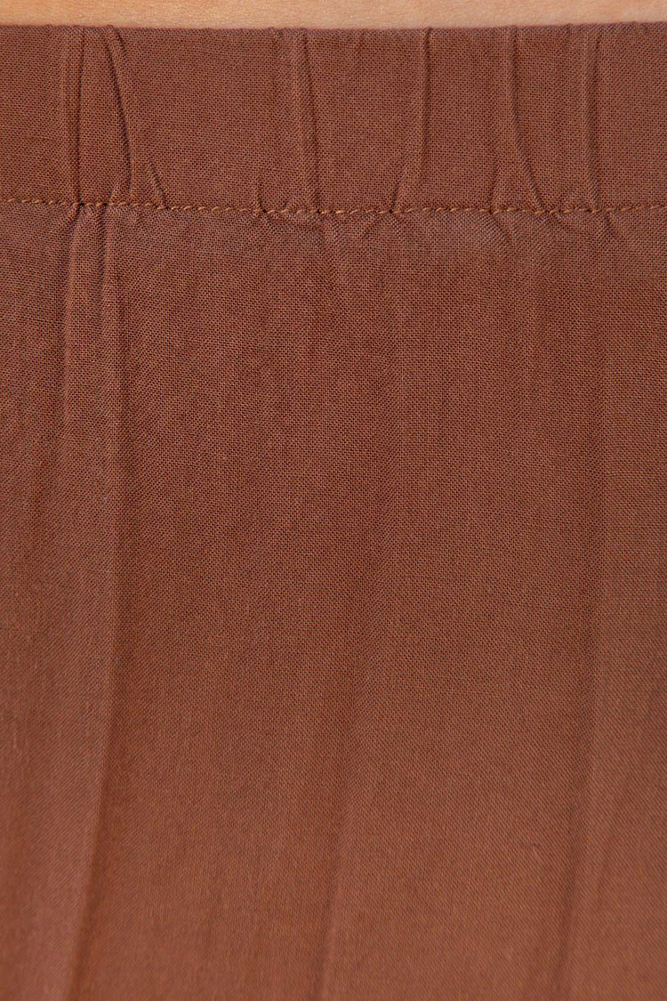 Brown / S