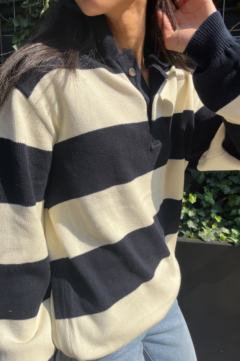 Ivory Navy Blue Stripes / Oversized Fit