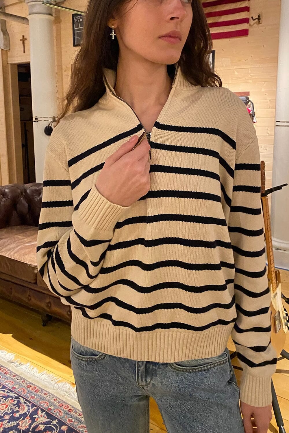 white with thin navy stripes / Oversized Fit