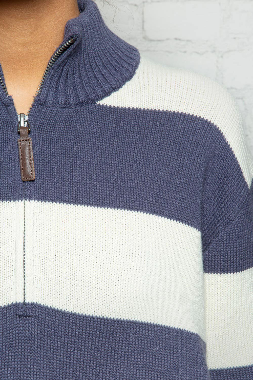 Ivory with Blue Stripes / Regular Fit